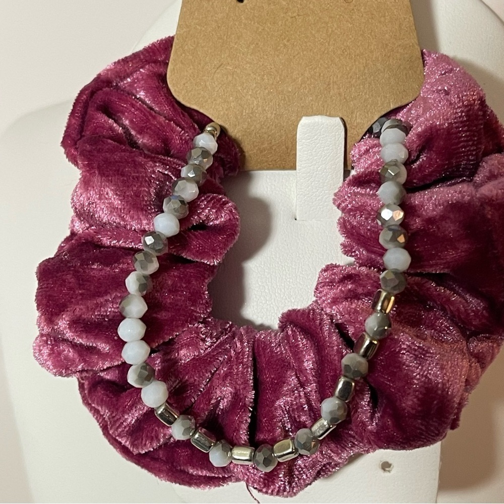 Handmade Black, White Adjustable Marbled Bracelet and matching Fuchsia S…​​​ - Picture 2 of 4